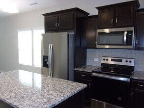 2826 Capitol Dr in Charlotte, NC - Building Photo - Building Photo