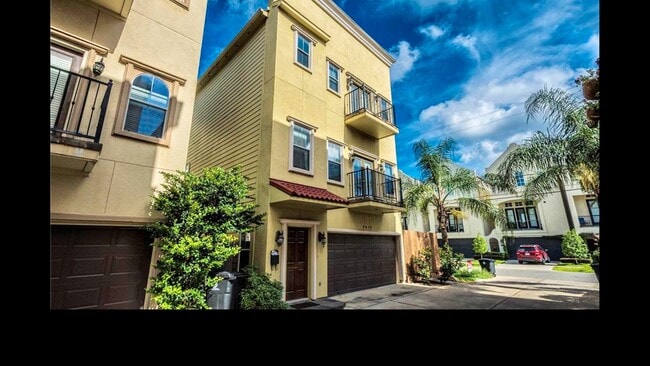 property at 5415 Kansas St