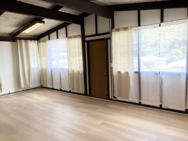 5158 Kilauea Ave in Honolulu, HI - Building Photo - Building Photo