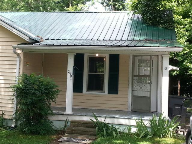 255 Clover Ave, Unit 255 Clover