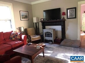 6324 Schoolhouse Hill, Unit 537 in Charlottesville, VA - Building Photo - Building Photo