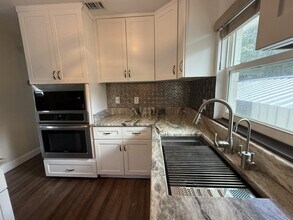 2304 Country Club Rd in Eustis, FL - Building Photo - Building Photo