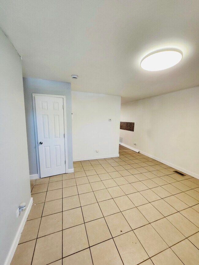 362 Concord Dr in Chicago Heights, IL - Building Photo - Building Photo