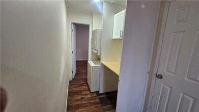 36 Coconut Ave in Hallandale Beach, FL - Building Photo - Building Photo