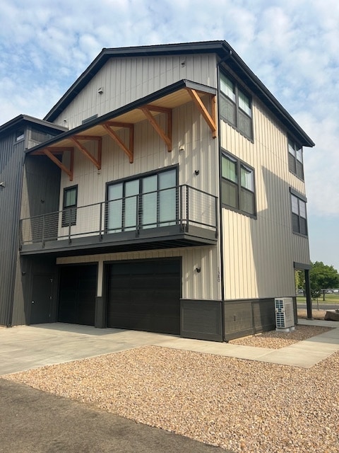 1370 SW Obsidian Ave