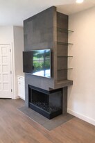 23621 Del Monte Dr, Unit 327 in Santa Clarita, CA - Building Photo