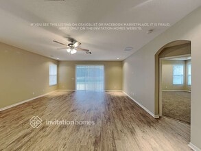 3044 Sunwatch Dr in Wesley Chapel, FL - Foto de edificio - Building Photo