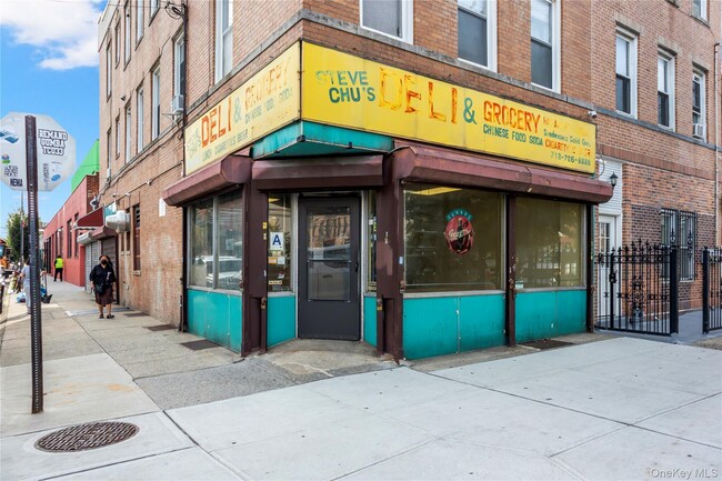 9-20 34th Ave