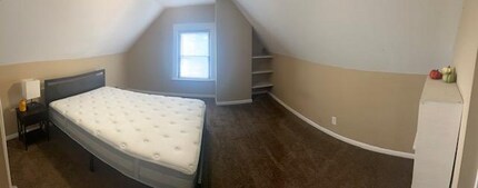 225 Emming St, Unit 2 in Cincinnati, OH - Foto de edificio - Building Photo