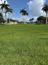 8248 NW 195th Terrace in Hialeah, FL - Building Photo - Building Photo