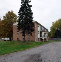 Green Acres Apartments