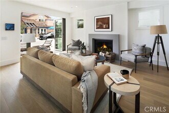 411 39th St in Newport Beach, CA - Building Photo - Building Photo