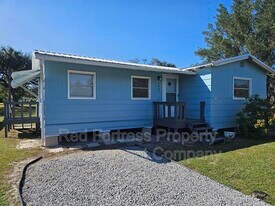 3005 Beatrice Pl in Punta Gorda, FL - Building Photo