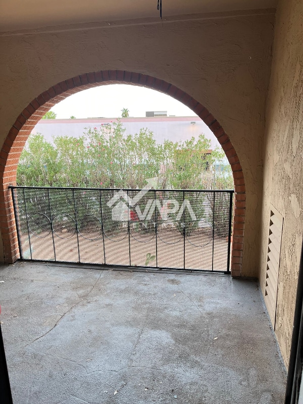 6311 N Barcelona Ct in Tucson, AZ - Foto de edificio - Building Photo