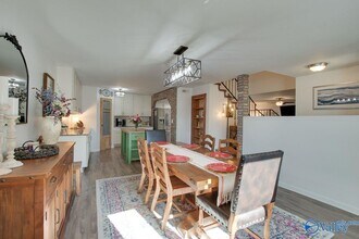 2013 Wrenwood Dr SE in Huntsville, AL - Building Photo - Building Photo