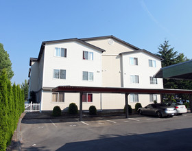 Currie Road Condominiums in Monroe, WA - Building Photo - Building Photo