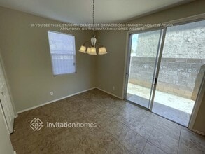 427 N 66th Dr in Phoenix, AZ - Building Photo - Building Photo