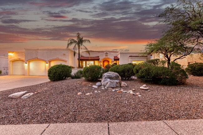 property at 4667 N Rocky Crest Plz