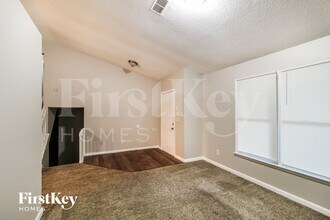 5456 Fox Haven Trail in Stone Mountain, GA - Building Photo - Building Photo