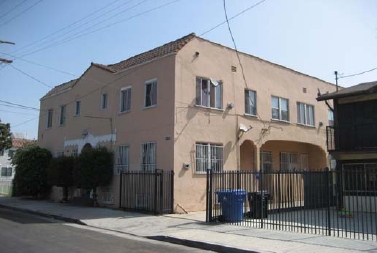 2404-2410 S Budlong Ave in Los Angeles, CA - Building Photo