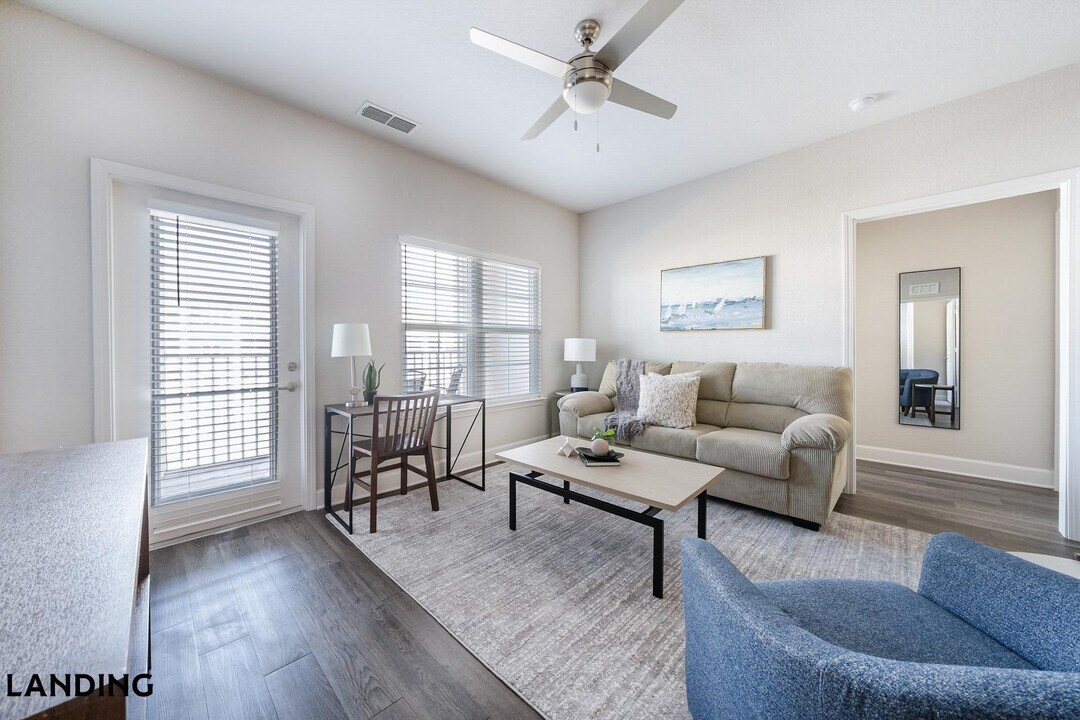 918 Aventine Dr, Unit 3308 in West Melbourne, FL - Building Photo