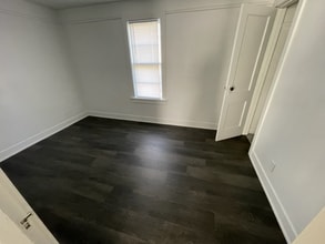 1324 New York Ave, Unit Upper in Sheboygan, WI - Building Photo - Building Photo