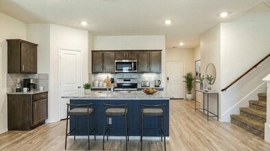 315 Pine Hollow Way in Royse City, TX - Foto de edificio - Building Photo