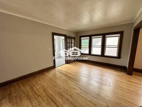 3700 3rd Ave S in Minneapolis, MN - Building Photo - Building Photo