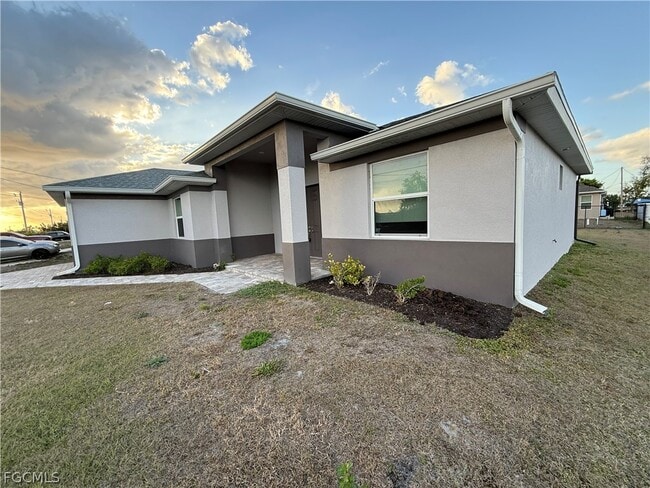 1301 NW 16th Terrace in Cape Coral, FL - Building Photo - Building Photo