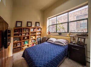 Central High & Stephenson Mills Apartments in South Bend, IN - Foto de edificio - Building Photo