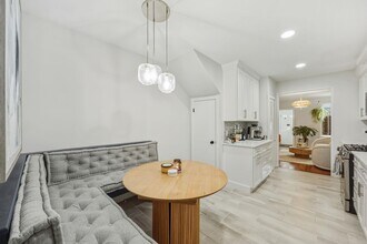 135 Van Horne St in Jersey City, NJ - Building Photo - Building Photo