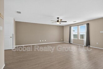 10716 Sweepback Trl in Converse, TX - Building Photo - Building Photo