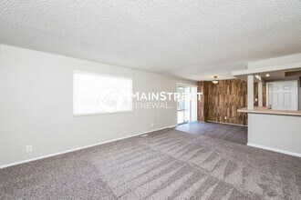 10708 Varese Ln in Northglenn, CO - Building Photo - Building Photo
