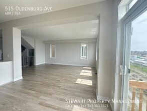 515 Oldenburg Ave in Ottawa, ON - Building Photo - Building Photo