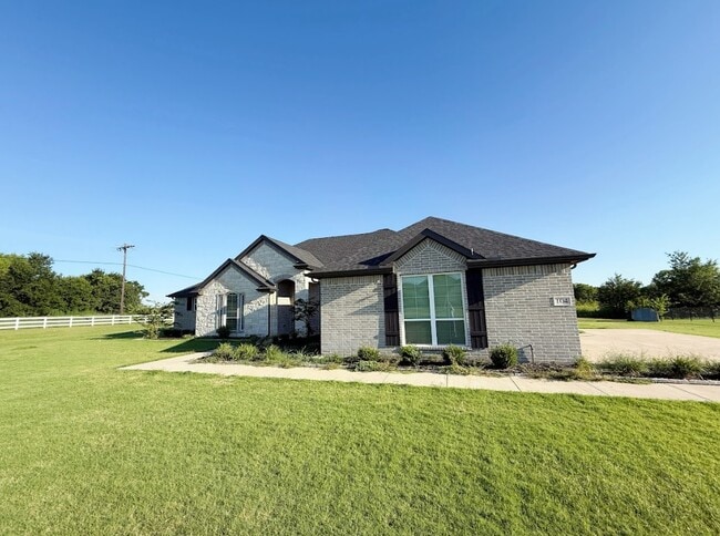 104 Cottonwood Ct in Van Alstyne, TX - Building Photo - Building Photo