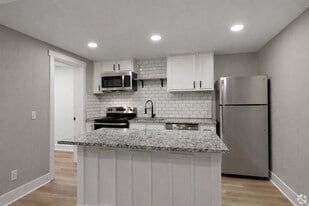 Meadowood Apartments in Nicholasville, KY - Building Photo