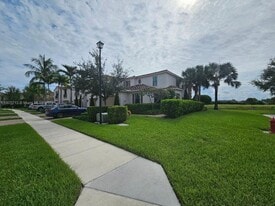 10226 Akenside Dr in Boca Raton, FL - Building Photo