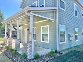 506 Park St in Springdale, AR - Building Photo