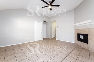 1215 S Oak Cliff Blvd in Dallas, TX - Building Photo - Building Photo