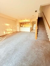 705 Blossom Ct in Naperville, IL - Building Photo - Building Photo