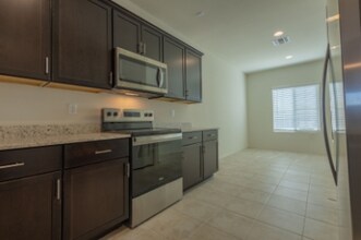 844 W Calle El Acuario in Sahuarita, AZ - Building Photo - Building Photo