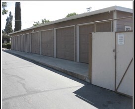 Emerald Villas Cottage Homes in Modesto, CA - Building Photo - Building Photo