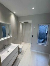 25-64 38th St in Queens, NY - Building Photo - Building Photo