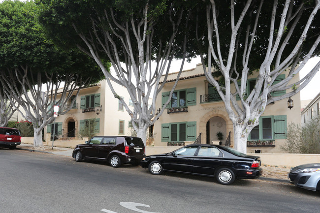 Maison de Provence in West Hollywood, CA - Foto de edificio - Building Photo