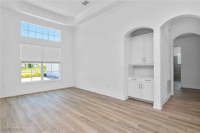 property at 13896 Blue Bay Cir