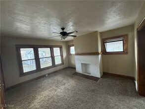 11805 Iowa Ave in Cleveland, OH - Building Photo - Building Photo