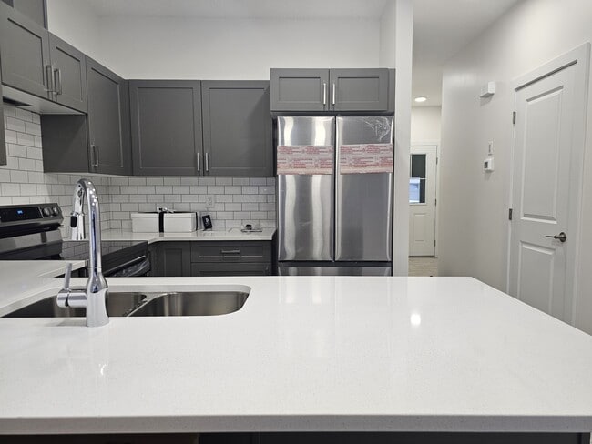 property at 740 Daniels Way SW