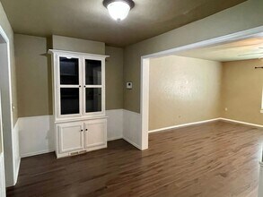 3007 W Wilshire Blvd in Oklahoma City, OK - Building Photo - Building Photo