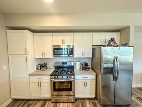190 S Cherrywood Dr in Lafayette, CO - Building Photo - Building Photo