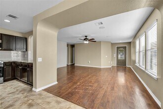 4606 Mellow Hollow Dr in Austin, TX - Building Photo - Building Photo